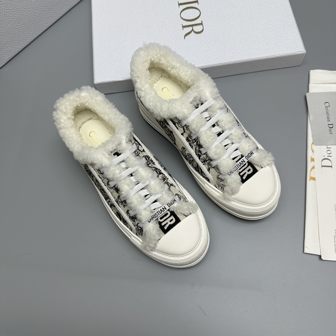 DiorAlps Walk’n’Dior 플랫폼 스니커즈
