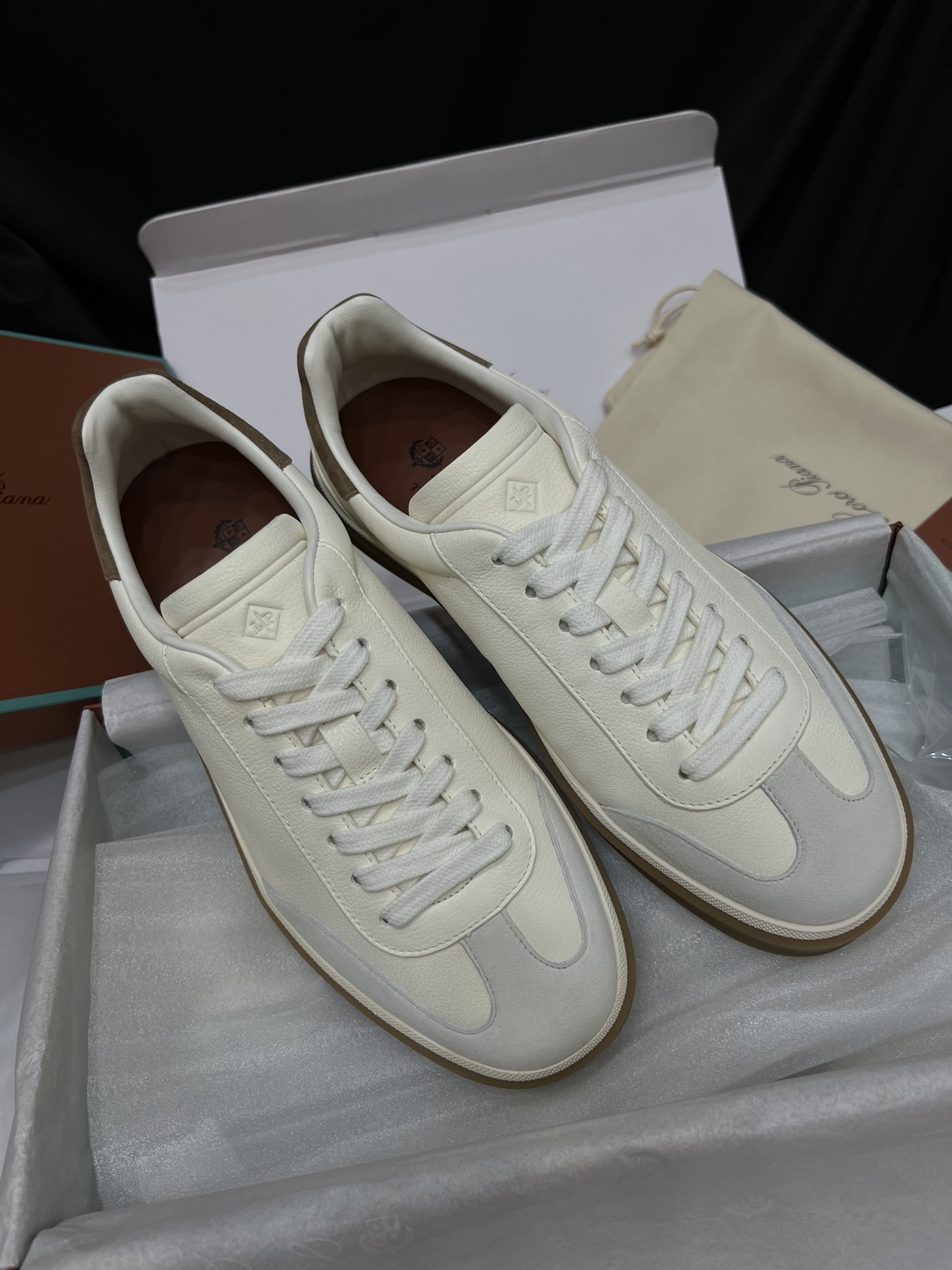 로로 남여공용 프리미엄급 Tennis 스니커즈