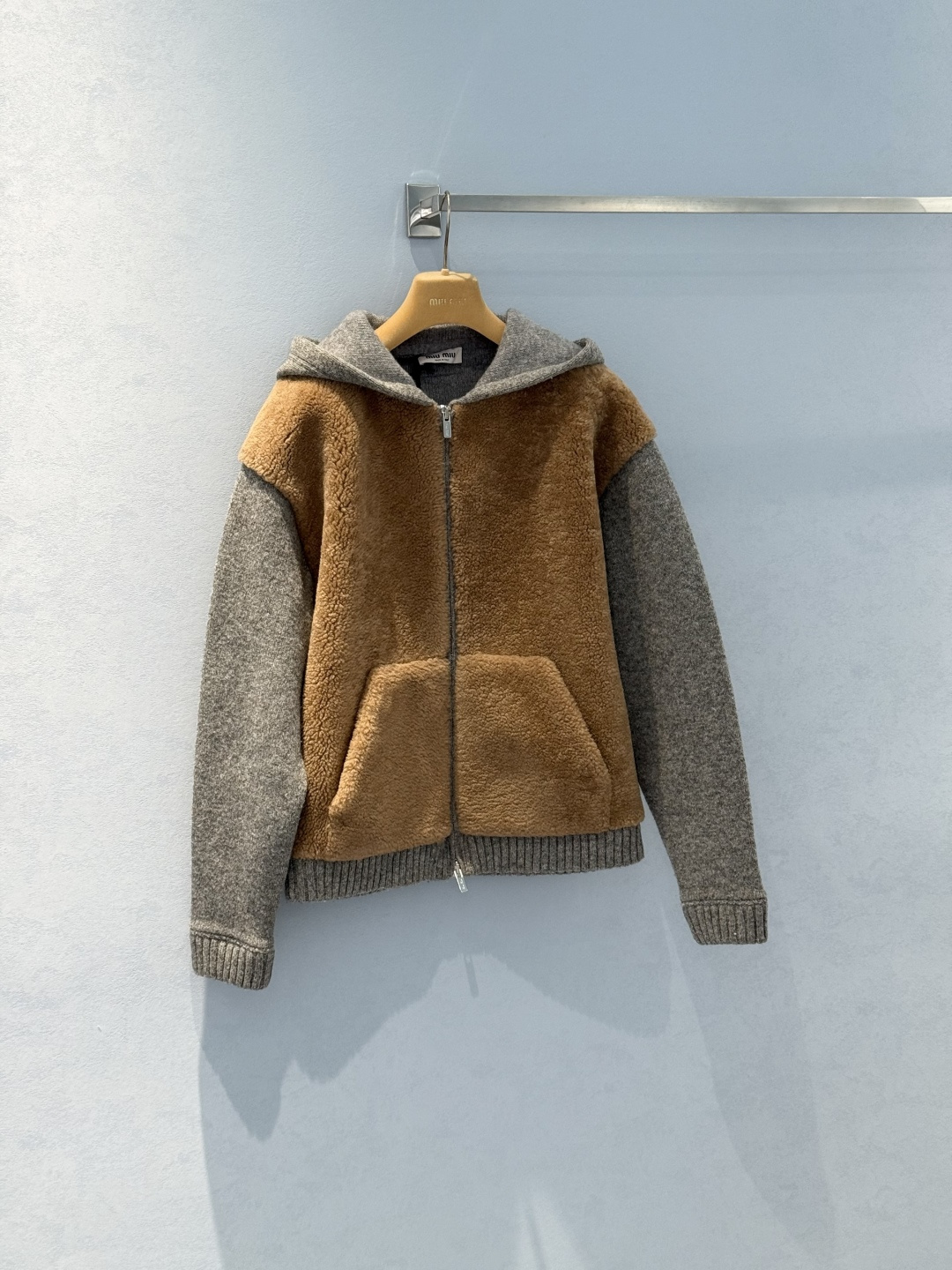 미우미우 울·캐시미어·시어링 집업 블루종 재킷