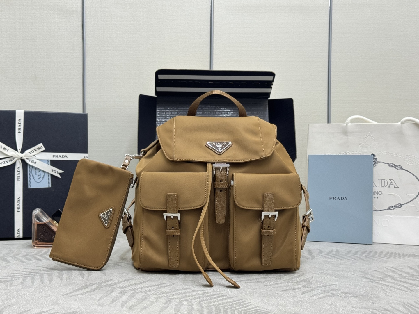 프라다 리나일론 백팩 1BZ811  30x32x15cm