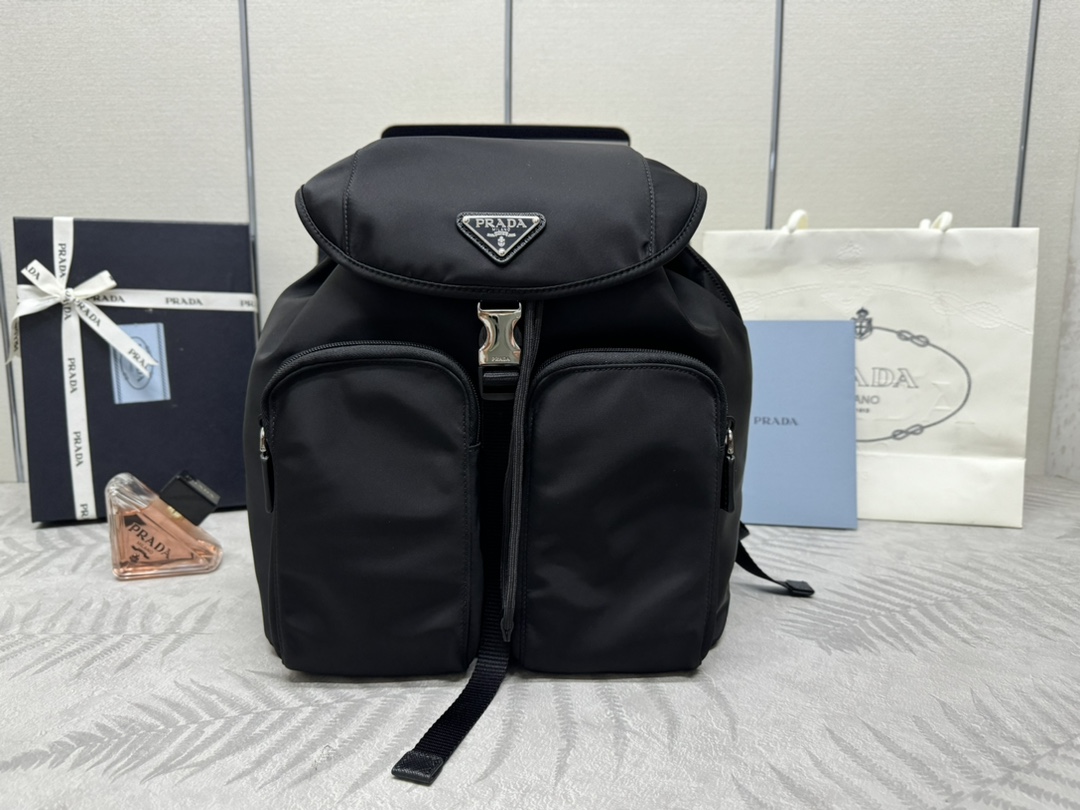 프라다 백팩 1BZ005 30x34x13cm