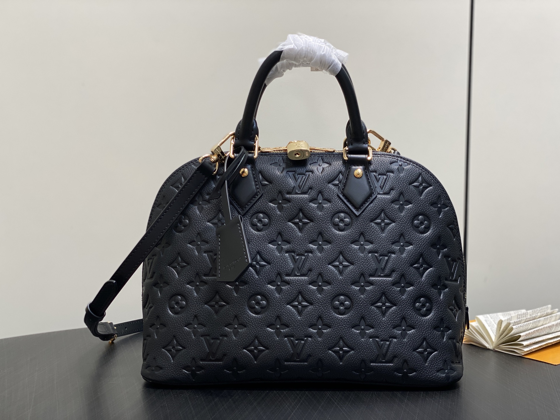 루이 비통 여성 알마 PM M26489 30.5 x 21 x 14.5cm