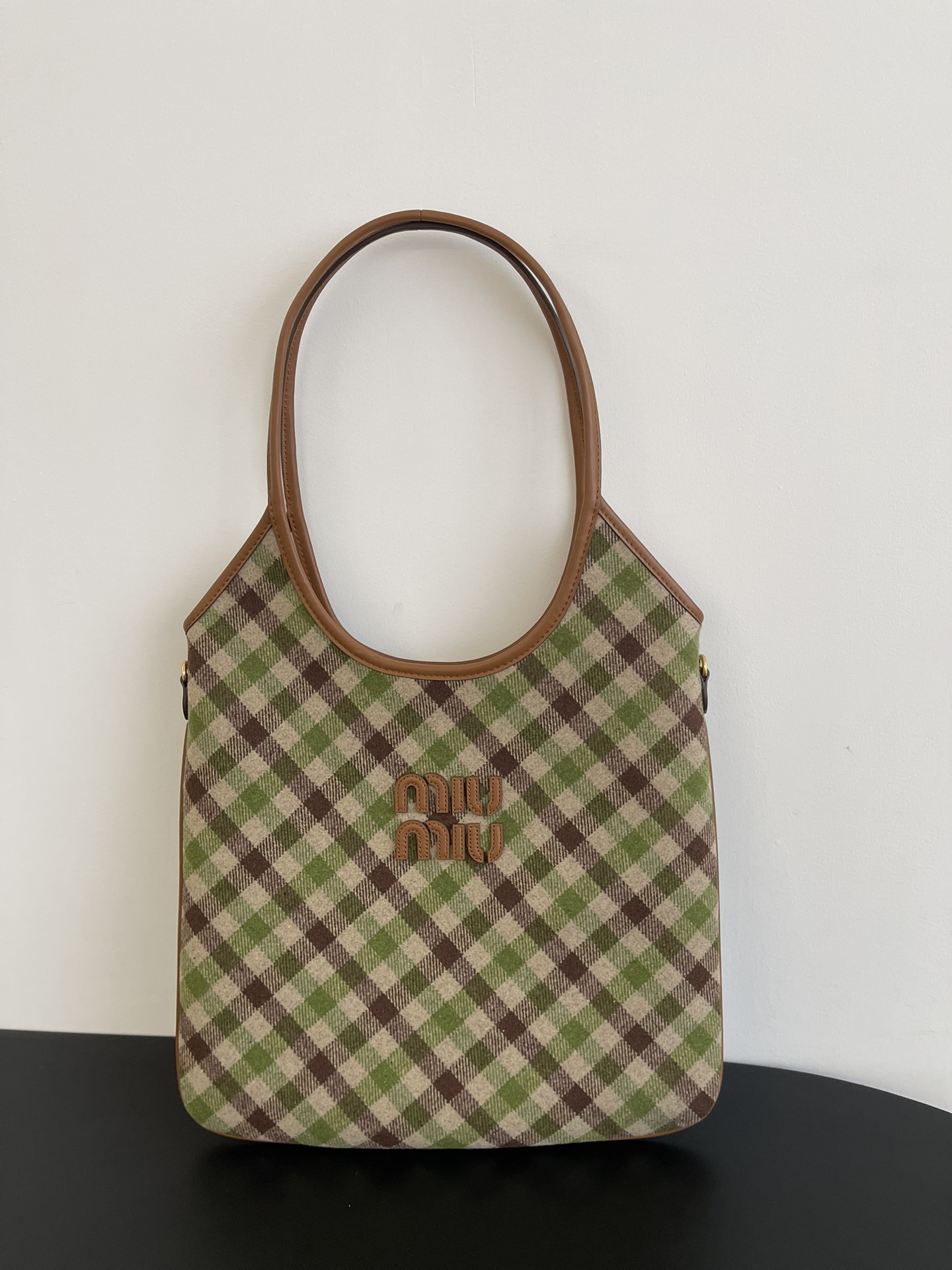 미우 미우 아이비 체크 백