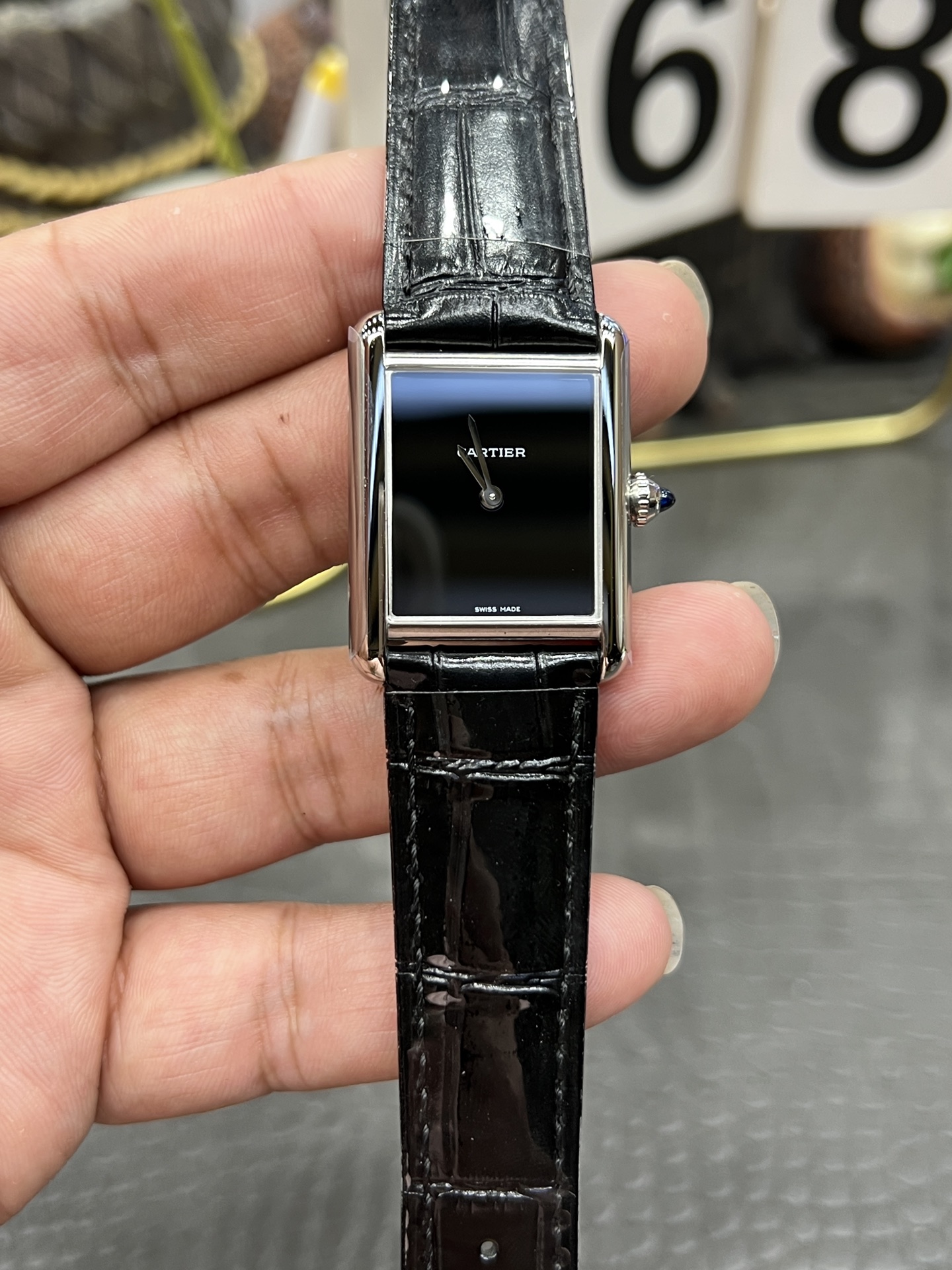 AF l 쿼츠 무브먼트 l29.5 X 22mm l 까르띠에  탱크