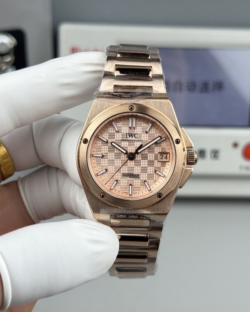 GH l 9015 l 35mm l IWC Ingenieur Automatic 35