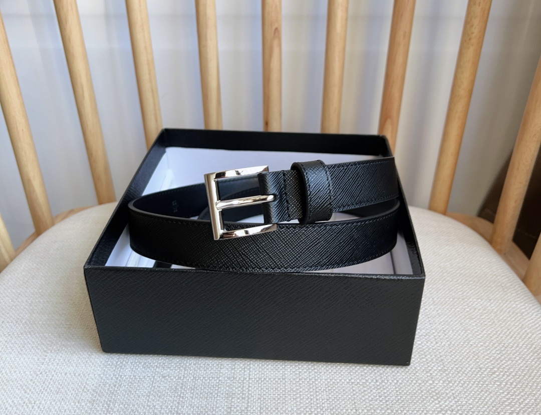 Prada 사피아노 가죽 벨트 2.5cm