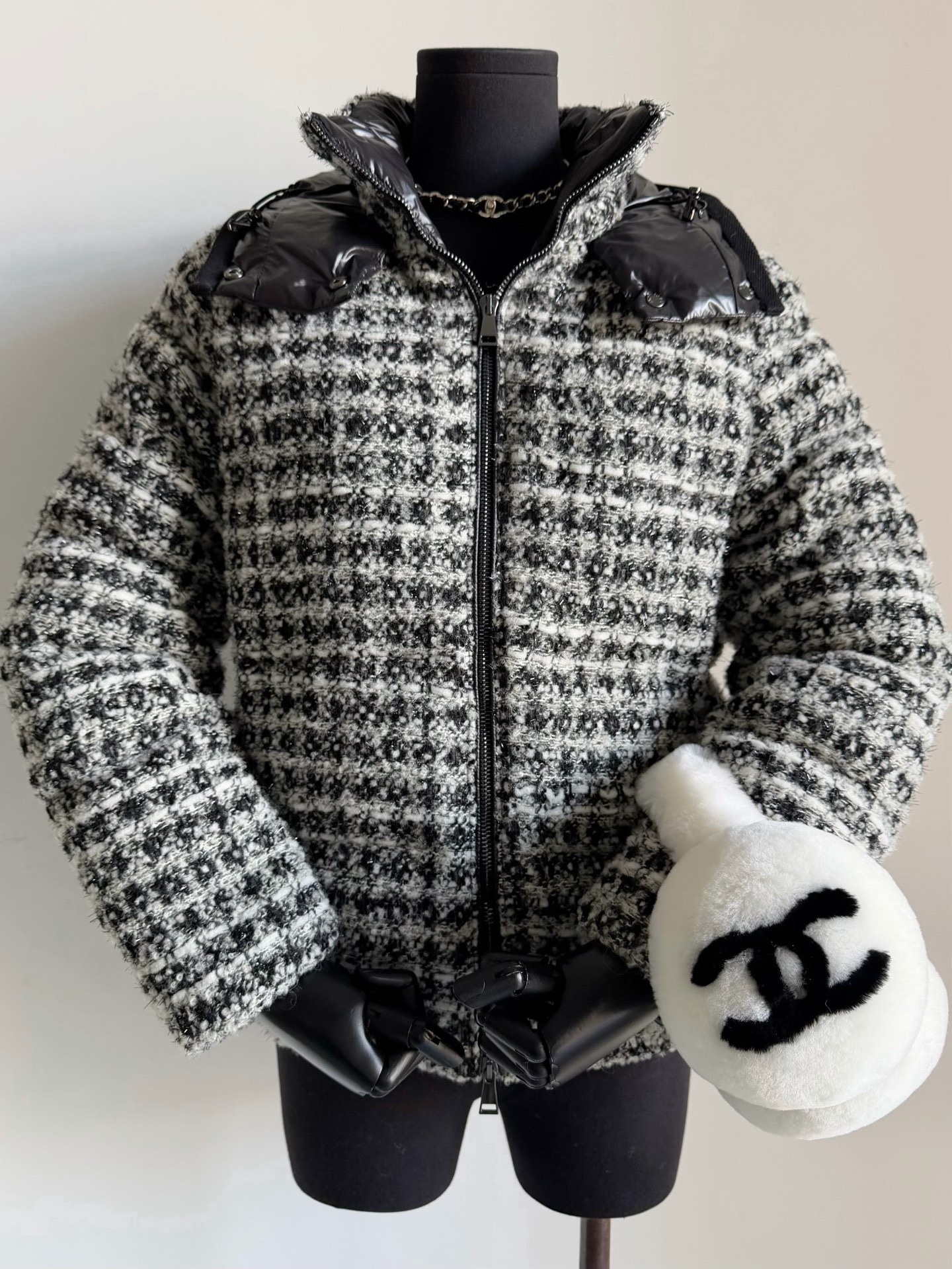 Moncler 트위드 패딩 재킷