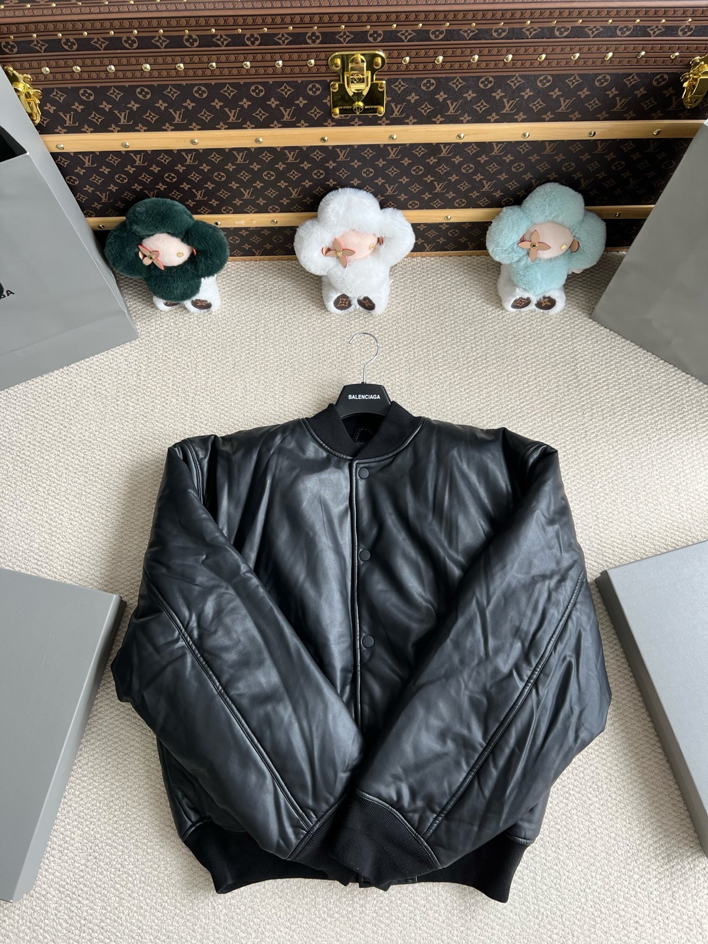 발렌시아가 파리 로고 레더 자켓