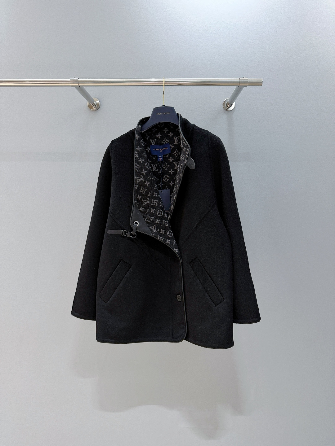 1AIPNP 더블 페이스 클립 프론트 코트