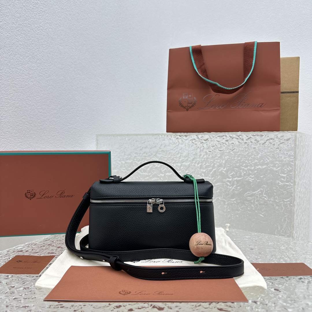 Loro Piana Extra Pocket L19