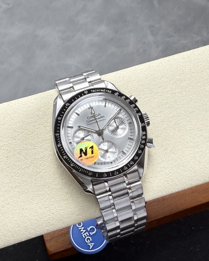 N1 l 3861 l 42mm l 오메가 스피드마스터 문워치 프로페셔널 310.60.42.50.10.001