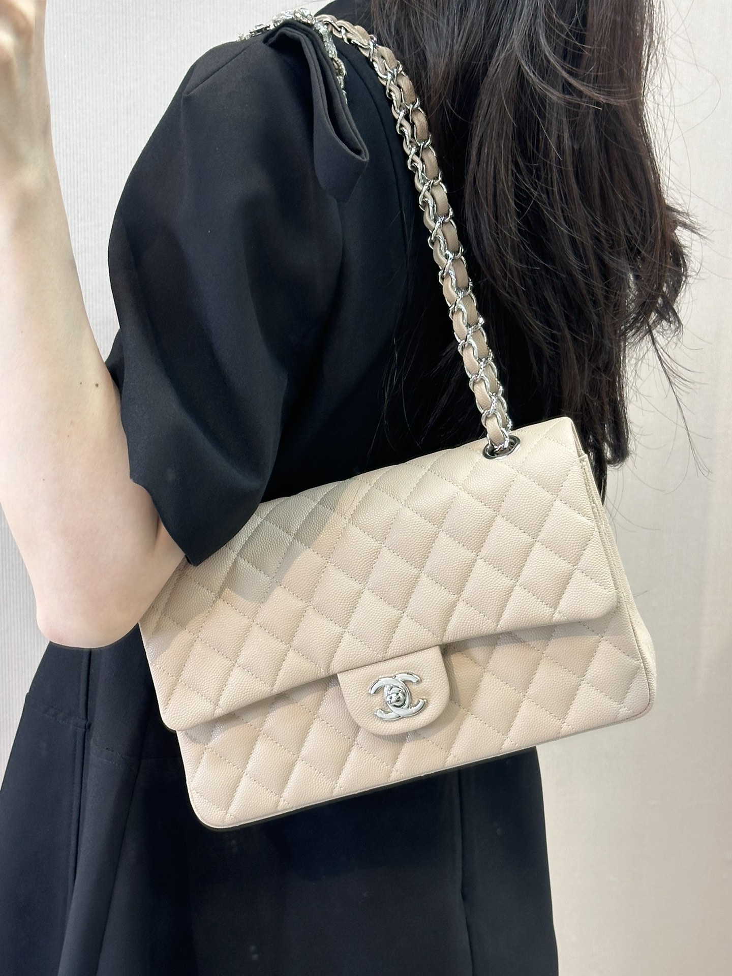 샤❤넬 클래식 캐비어 플랩백 미디움 25cm 112