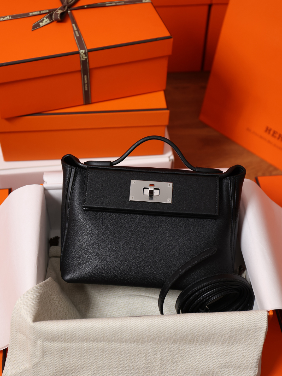 에르메* 24/24 백  21CM X 16CM X 12CM