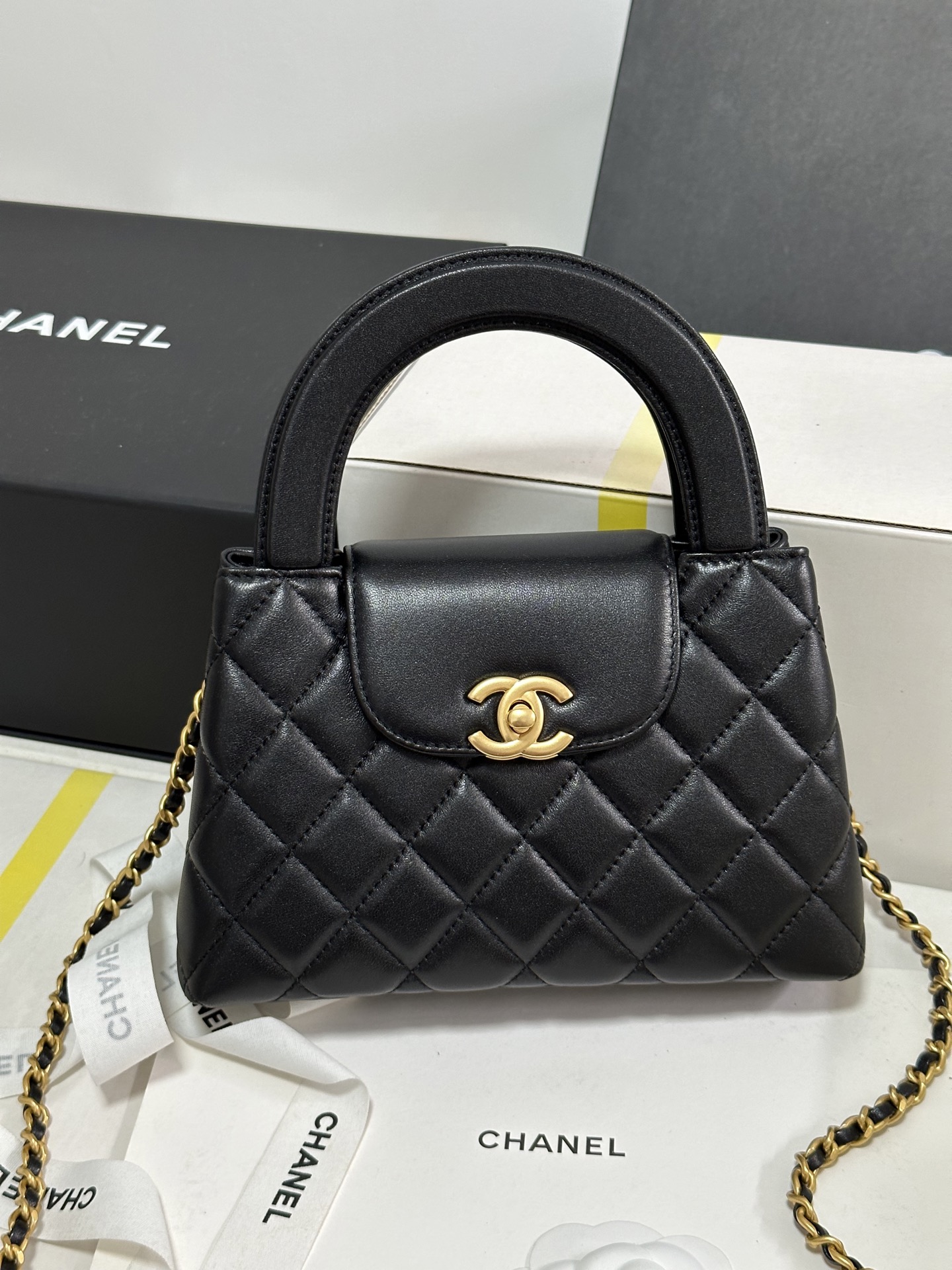 Chan*e* 25C kelly bag AS4416 19cm x 13 cm x 7cm