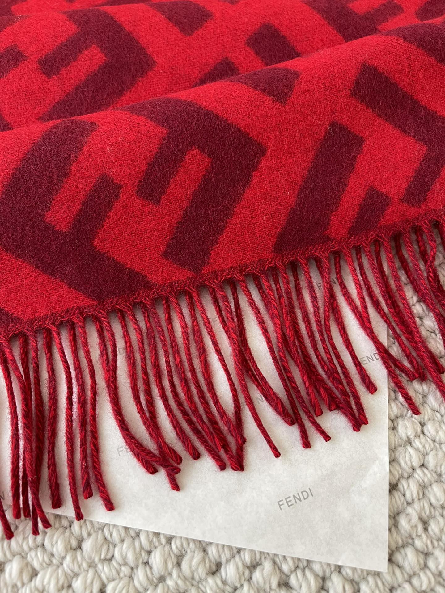 펜디 캐시미어 FF 스카프