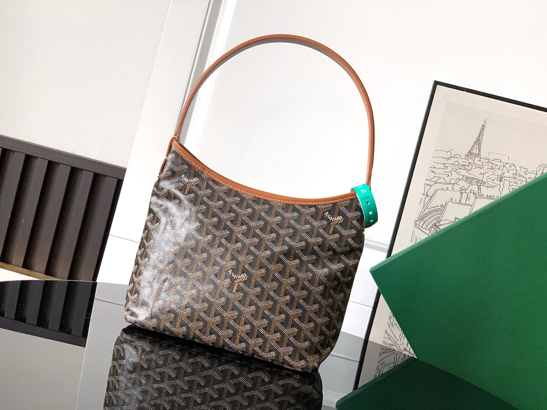 고야드 미니  호보 숄더백  25 cm x 11.5 cm x 22 cm