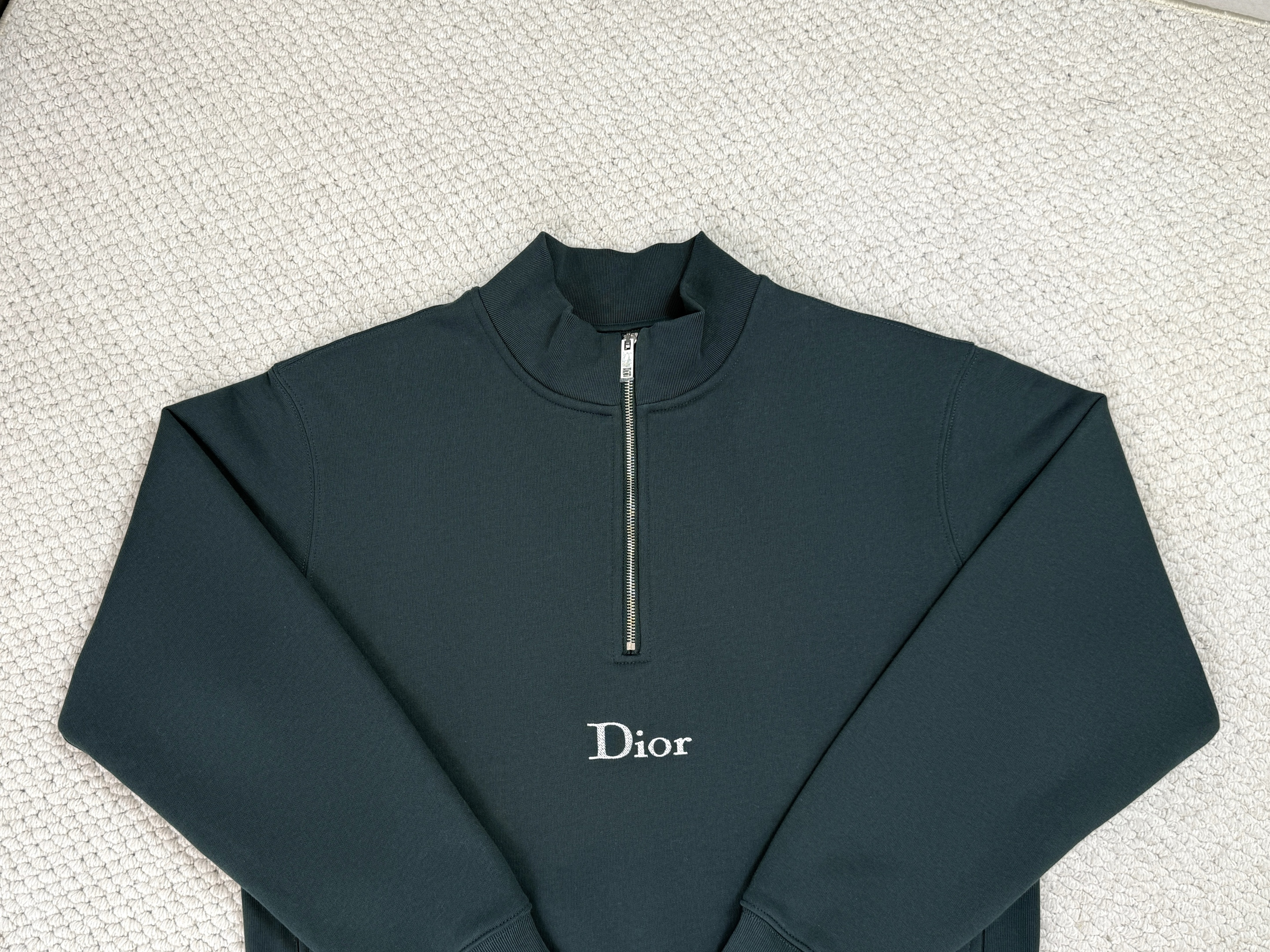 디올 꾸뛰르 스웨트