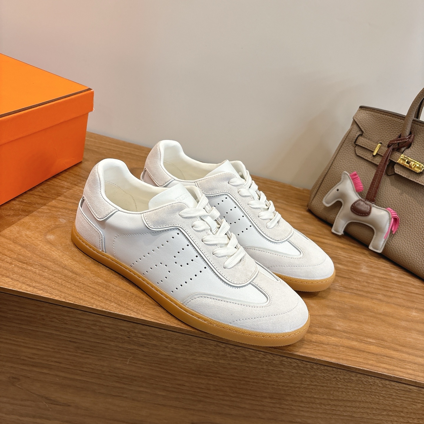 에르메스 Eclair  스니커즈