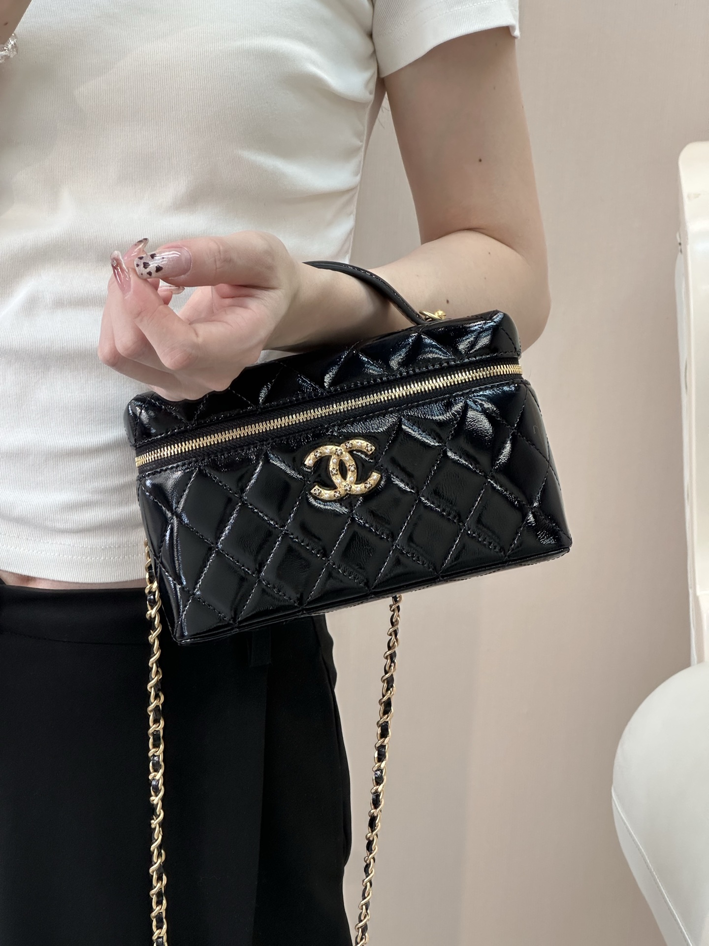 샤* 26 크루즈 직사각 베니티백 4794 17×19.5×5cm