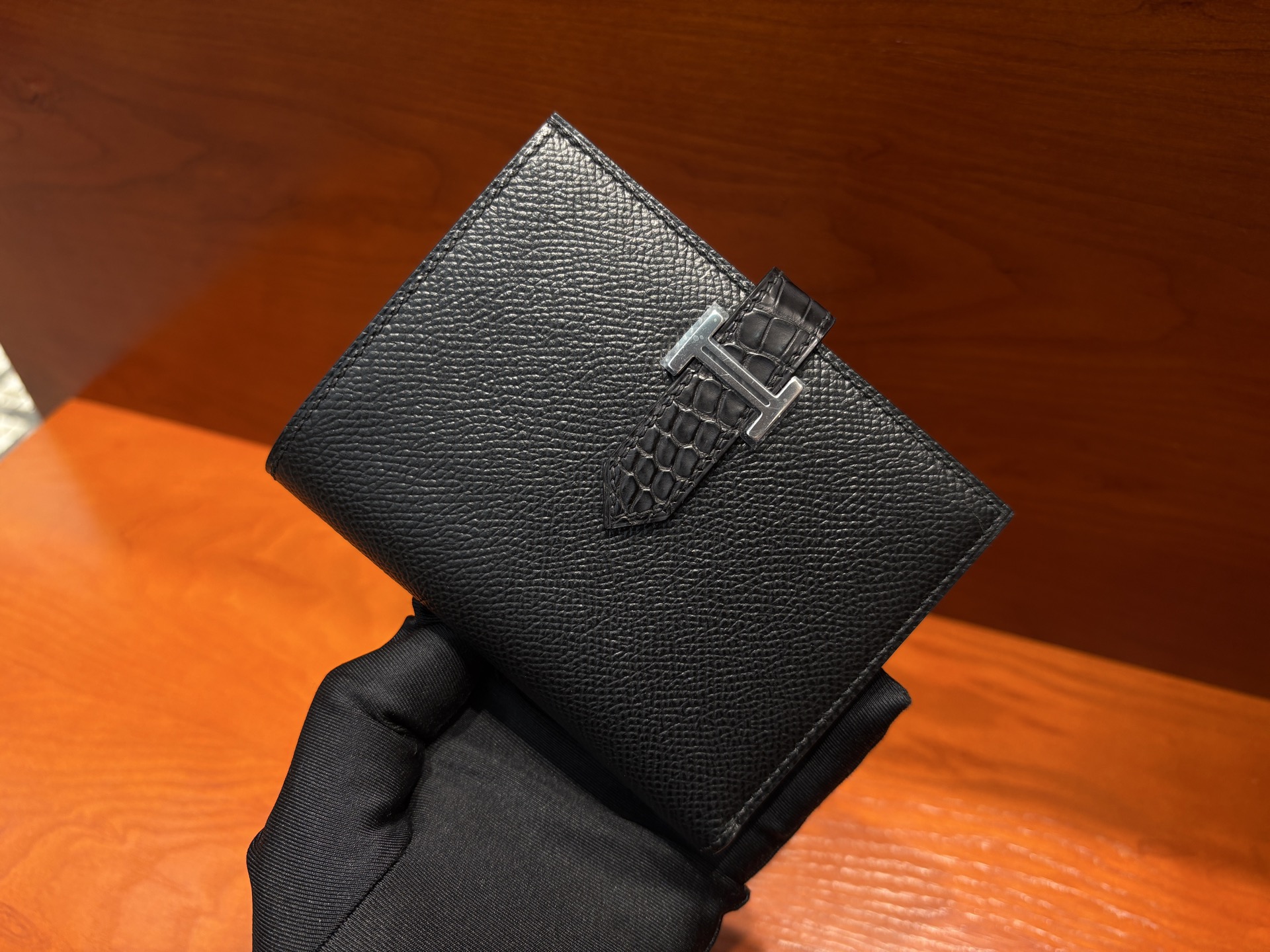 에르메스 악어·앨리게이터 X Epsom  Bearn  지갑