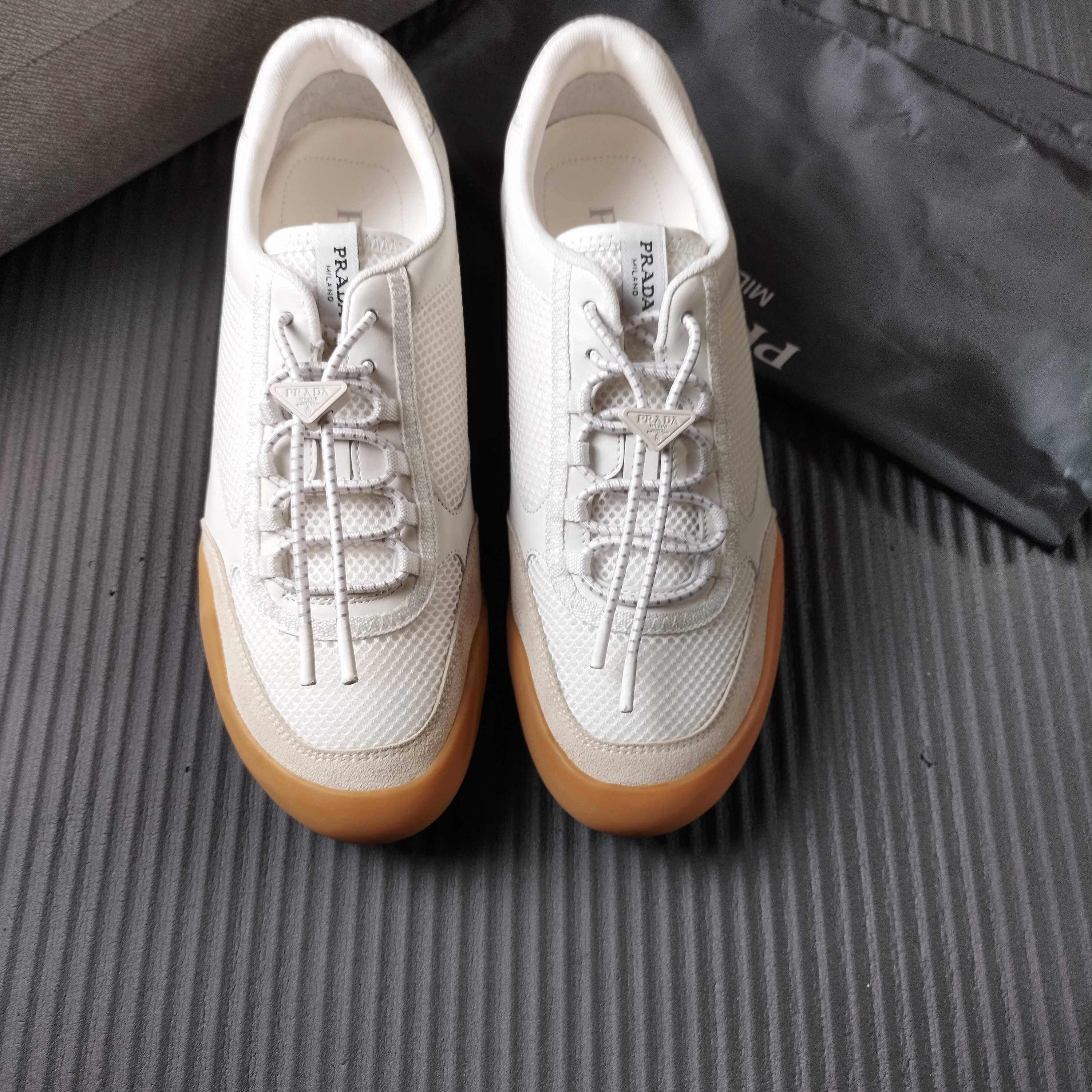 프라다 스피드락 메쉬 패브릭 스니커즈