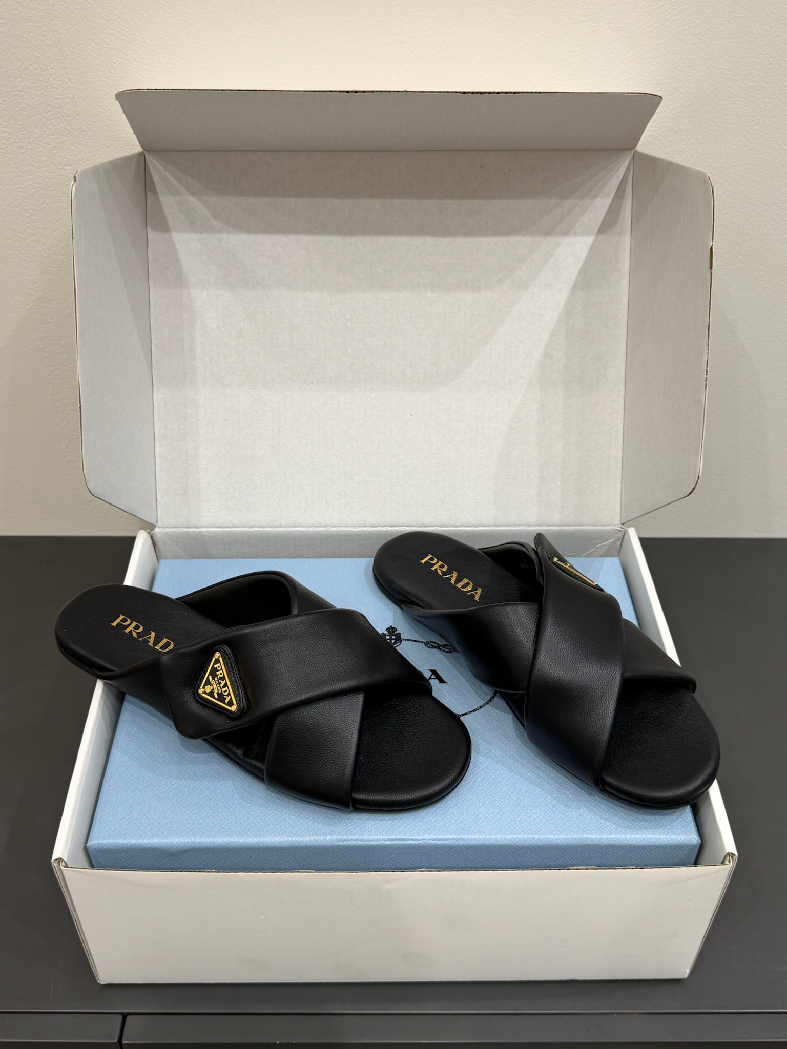 플라다 샌들 슬리퍼