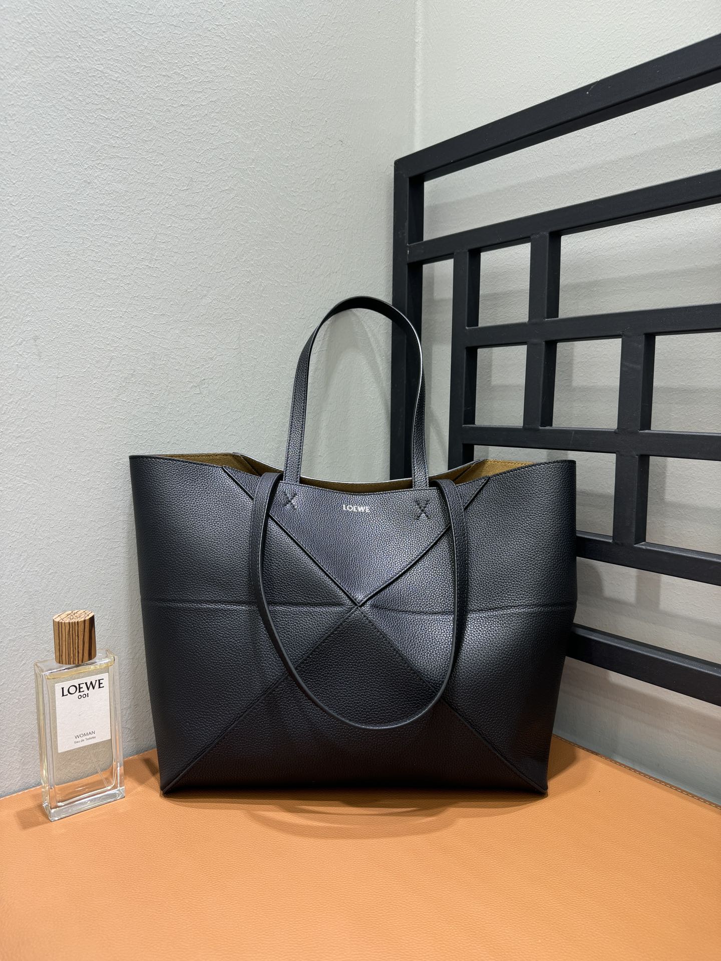 로에베  퍼즐 폴드 토트  31.5*12.5*29cm