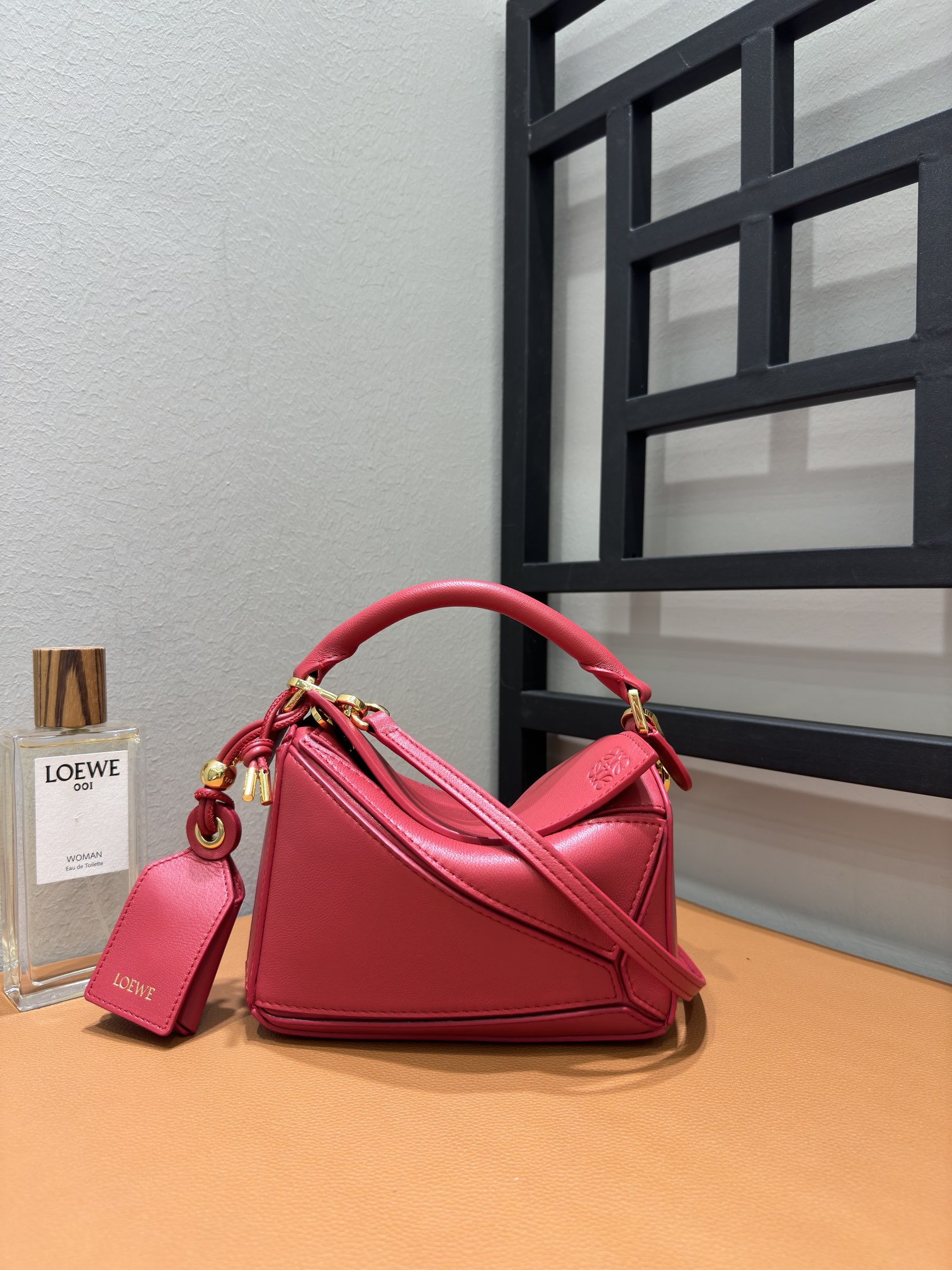 로에베 미니 페더라이트 퍼즐 백 18*7.5*12.5cm